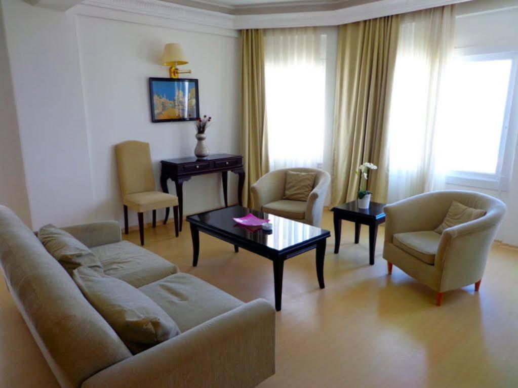Ada Beach Hotel Karavas  Екстер'єр фото