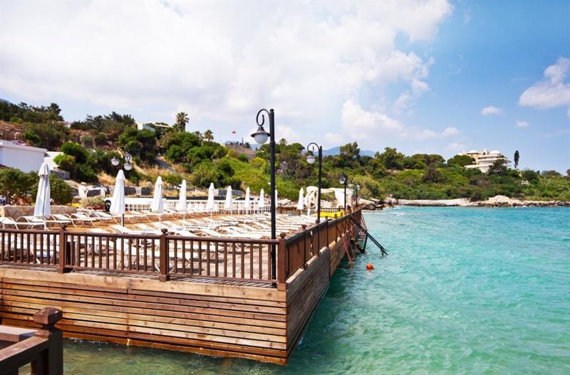 Ada Beach Hotel Karavas  Екстер'єр фото