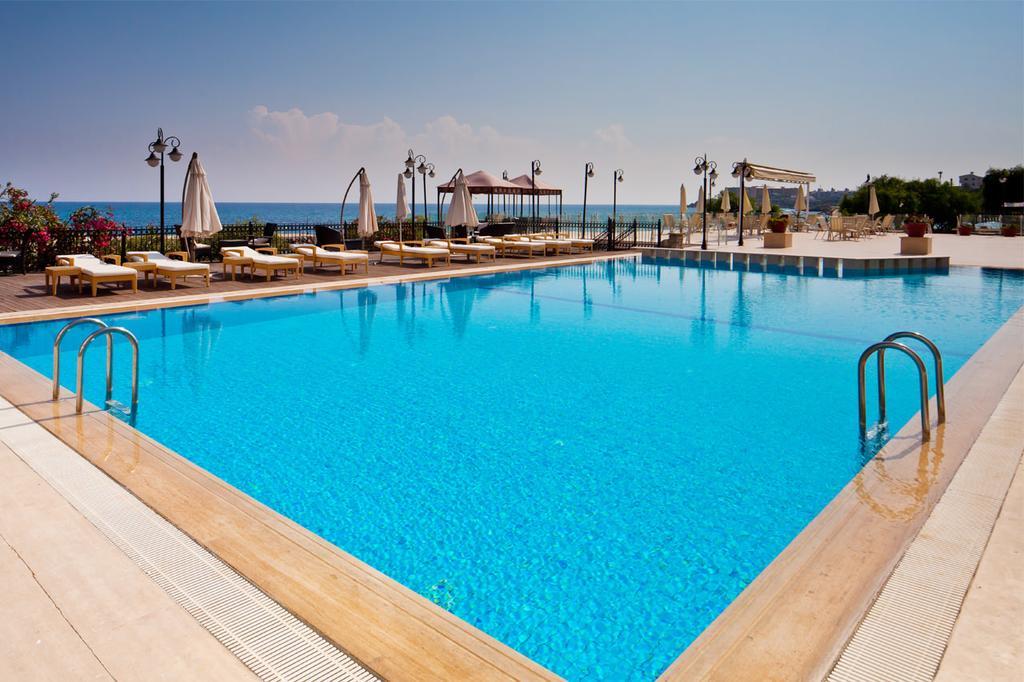 Ada Beach Hotel Karavas  Екстер'єр фото